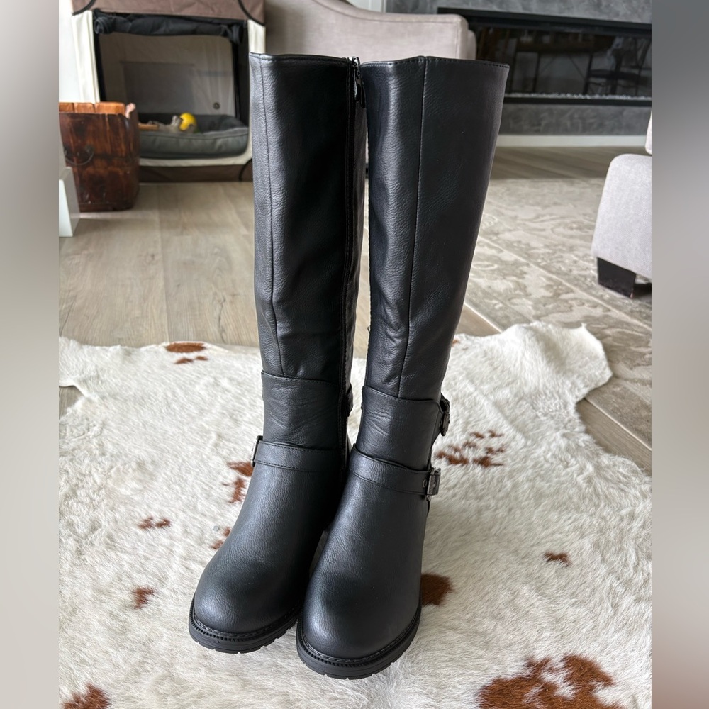 Women's Black Knee High Boots